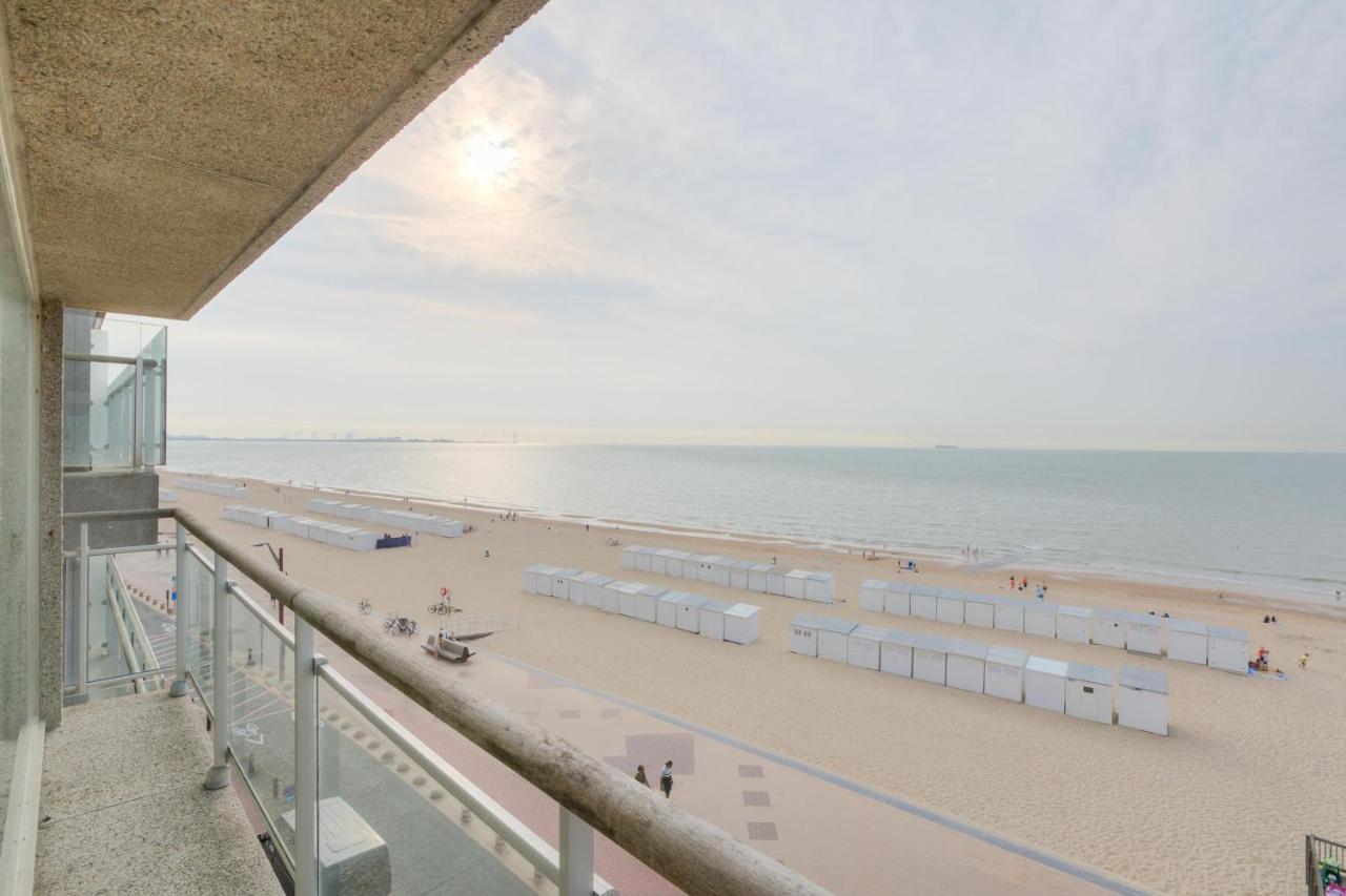 Appartementen Op De Zeedijk In Knokke Op De 1E, 3E, 4E En 7E Verdieping Экстерьер фото